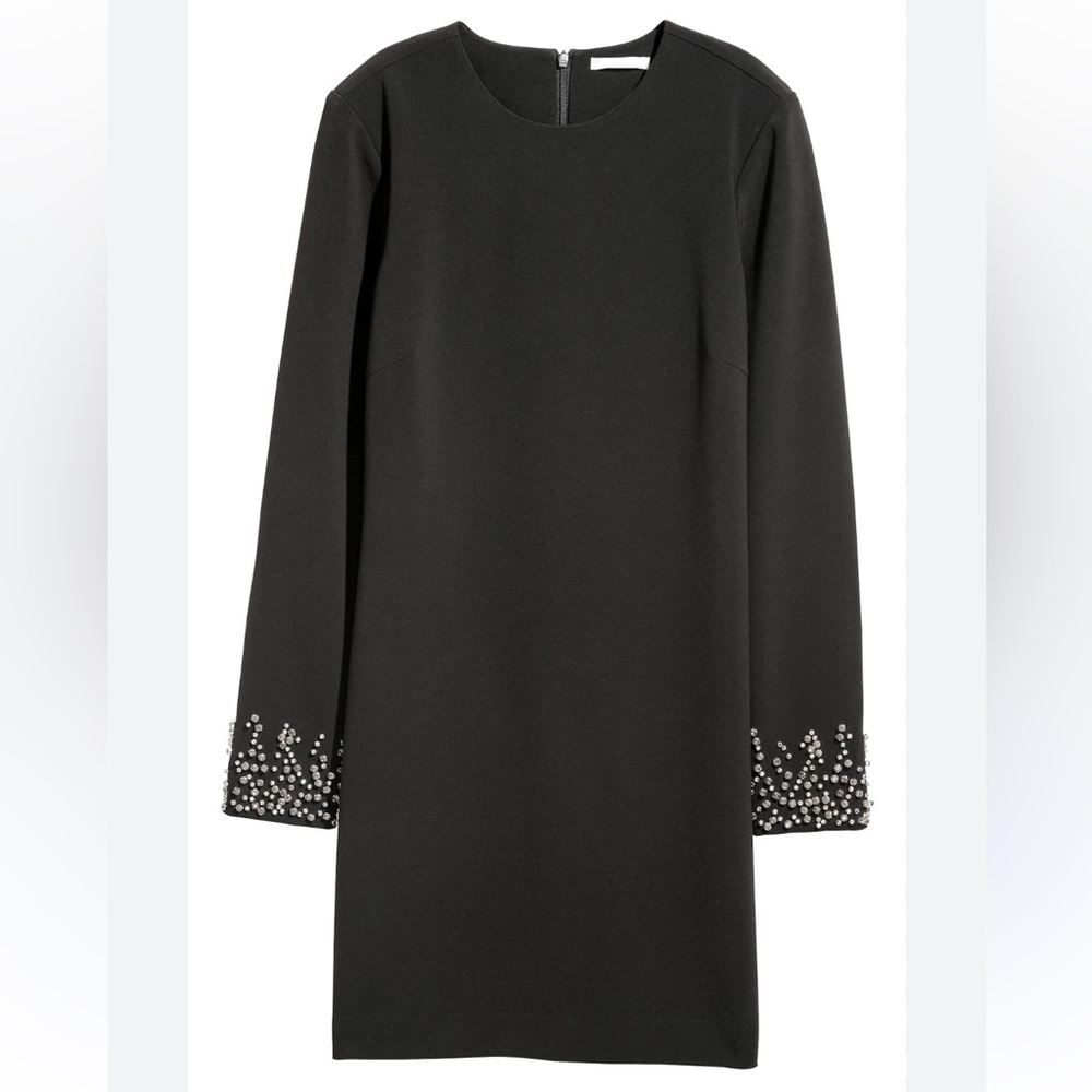 Black dress with fancy sleeves - Picture 2 of 9